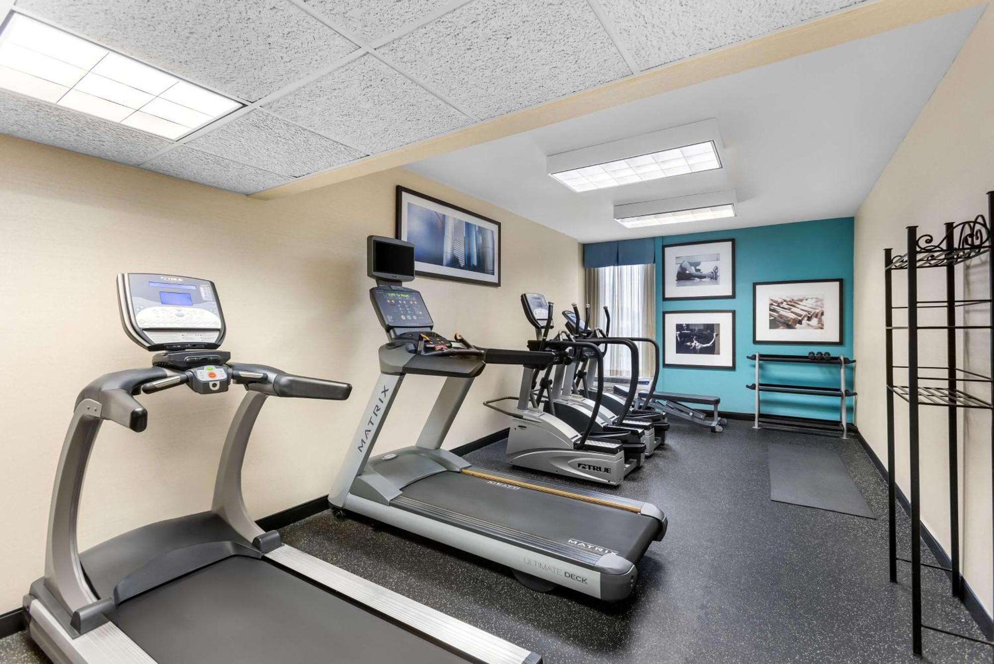Sonesta Essential Houston Hobby Airport Hotel Buitenkant foto
